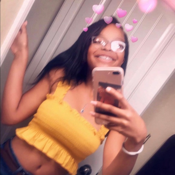 Meet your Posher, Ayanah - Picture 1 of 1